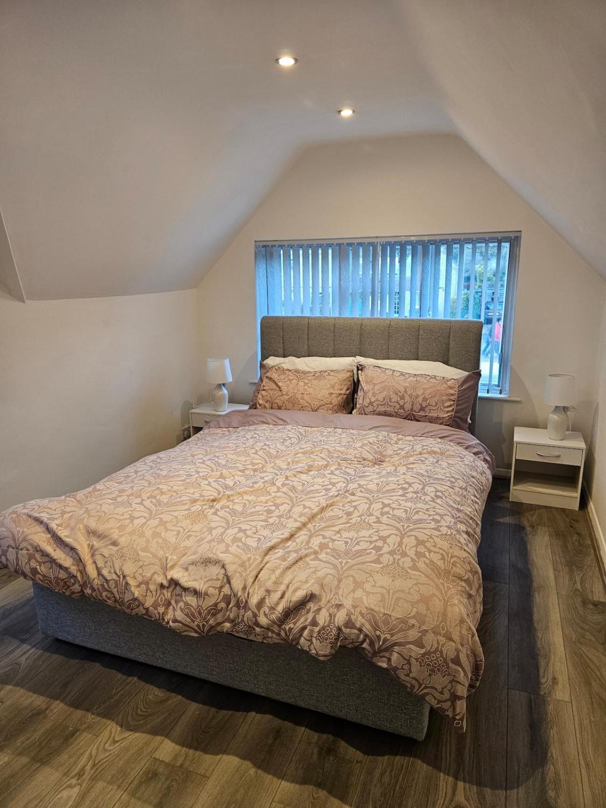 Clover Crest - 2-Bedroom House 버튼온더워터 외부 사진